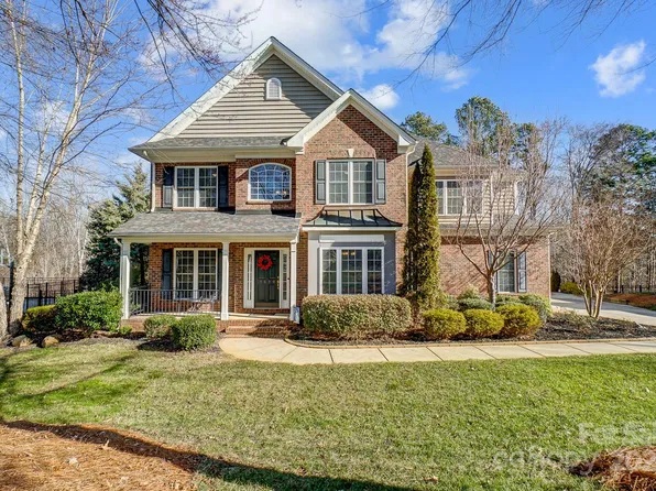 9890 Legolas Ln, Charlotte, NC 28269