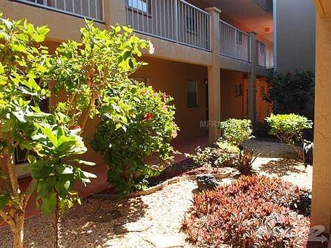 5th image of 1500 Glen Oaks Dr E Unit 202