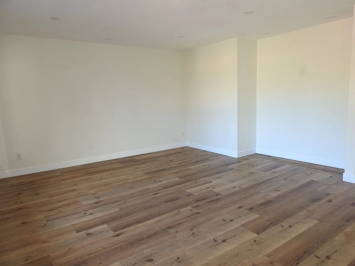 Building Photo - 4255 Asher St #49