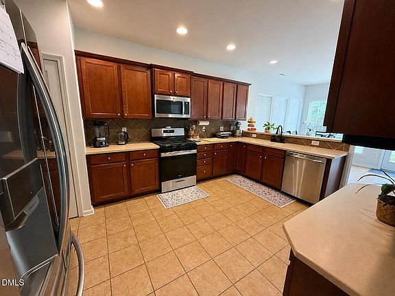 5th image of 317 Euphoria Cir