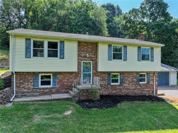 210 Swiontek Rd, Aliquippa, PA 15001