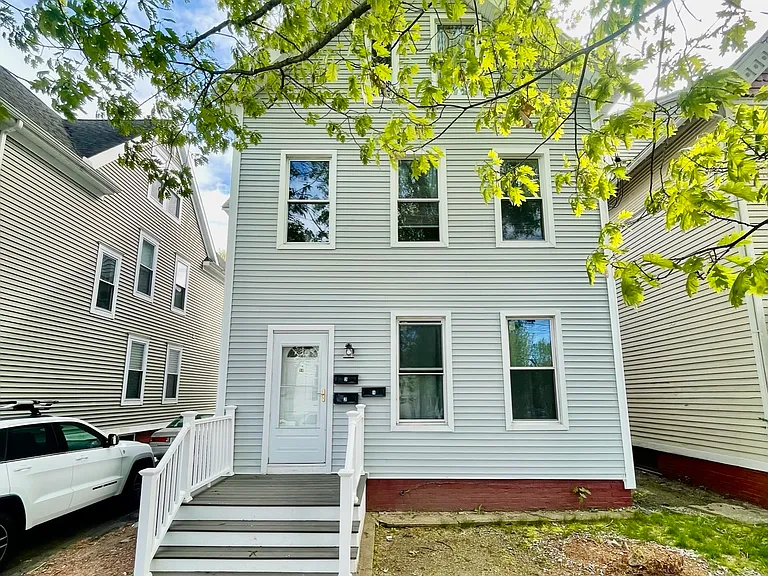 84 Lawrence St #3 — Photo 1