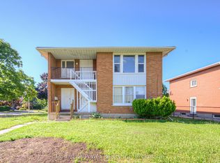 100 Westwood Dr, Kitchener, ON N2M 2K6