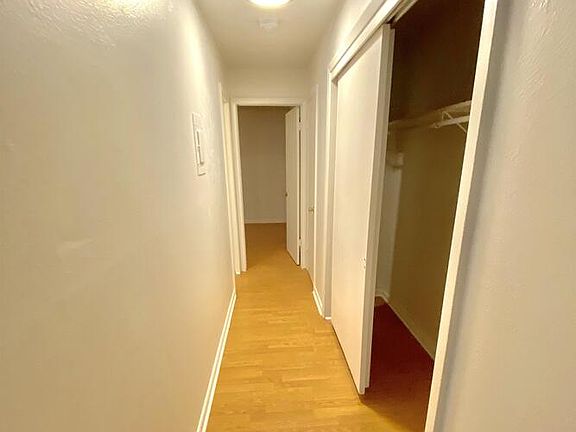 5th image of 1415 N Pearl St #101