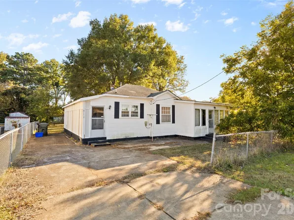 811 Cherry Rd S, Rock Hill, SC 29730