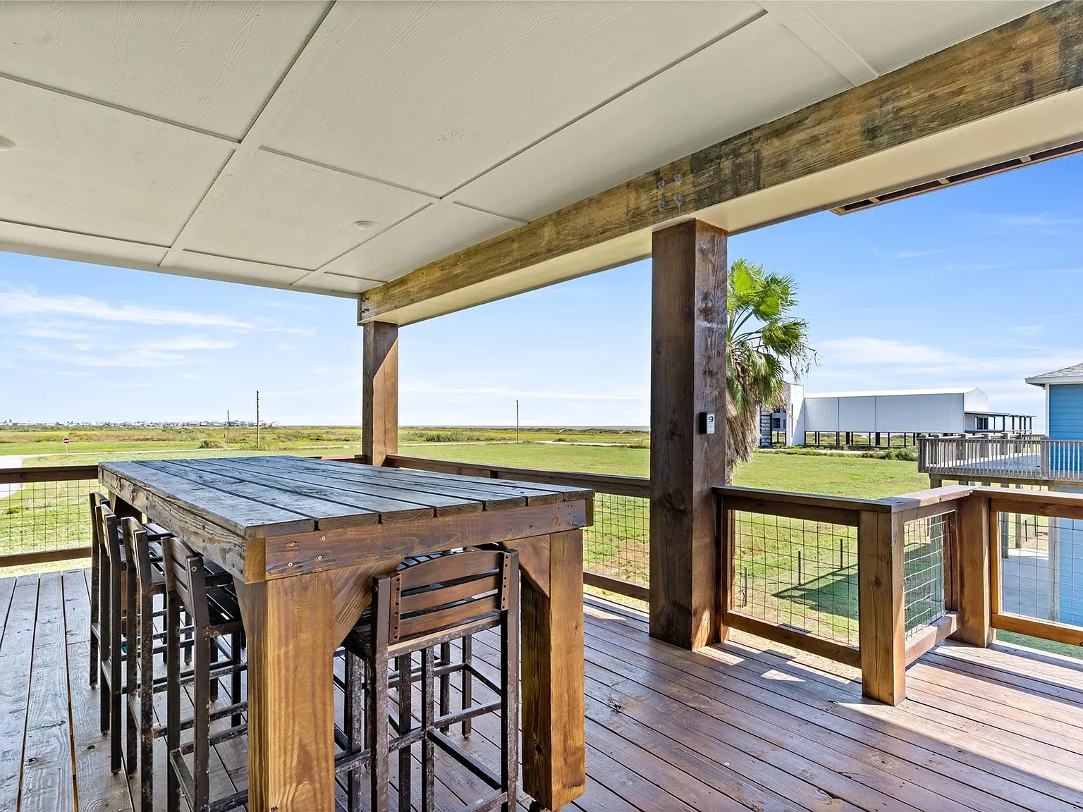 4 bed, 3.5 bath, 2193 sqft, $2,650 — Photo 4