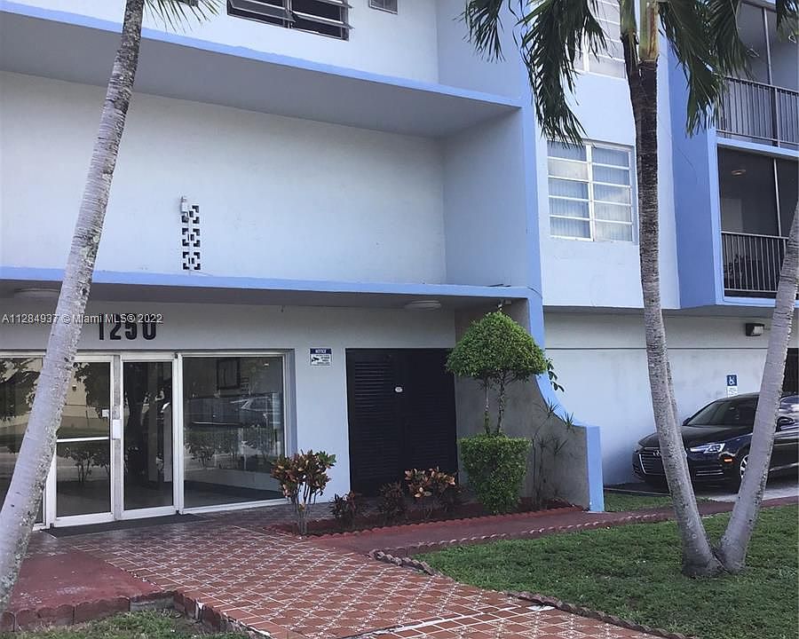 1st image of 1250 NE 125th St APT 211C