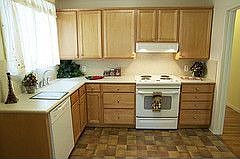 3rd image of 406 Fairway Dr