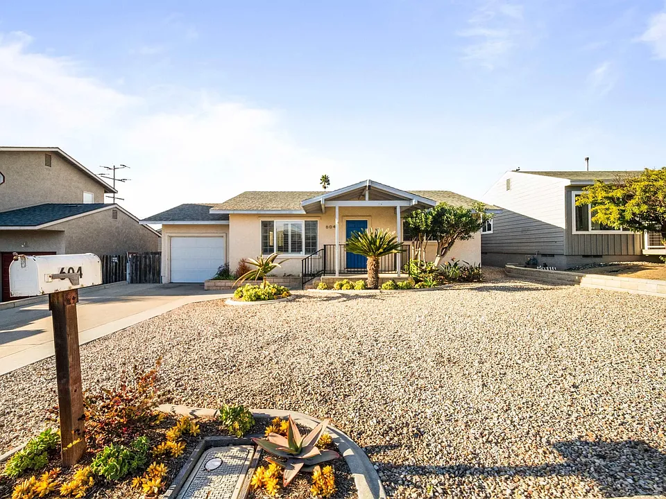 604 Monterey Dr