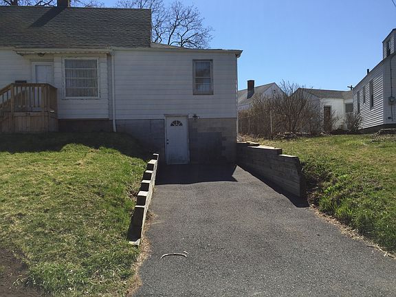 2nd image of 24 Villa Ave