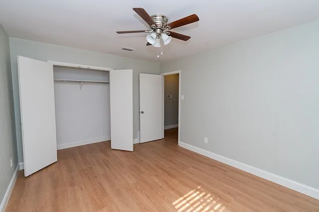 106 Mapleleaf Ln — Photo 16
