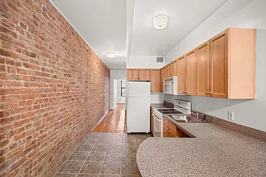 Rented by Cooper & Cooper Real Estate