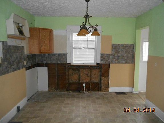 5th image of 3131 N Park Ave