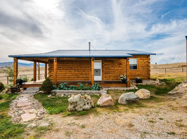 124 Airport Rd, Buffalo, WY 82834