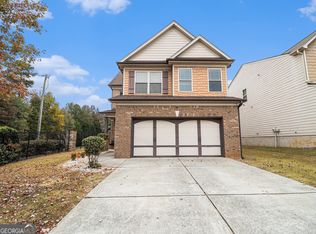 3612 Sweet Ashley Ln, Loganville, GA 30052