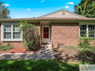 280 Constitution Cir, North Brunswick, NJ 08902