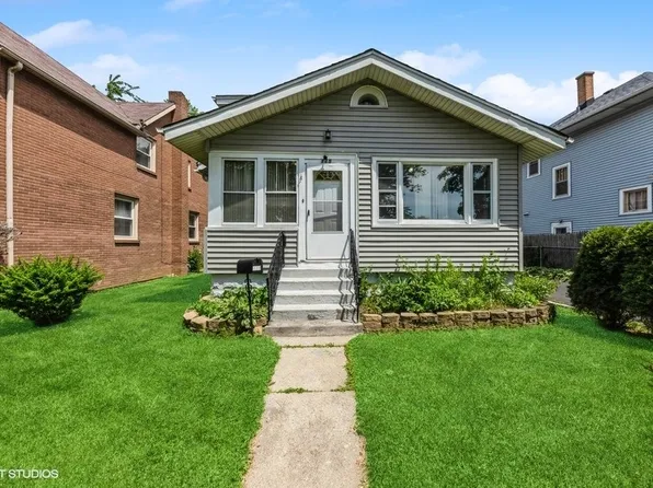 115 N Elmwood Ave, Waukegan, IL 60085