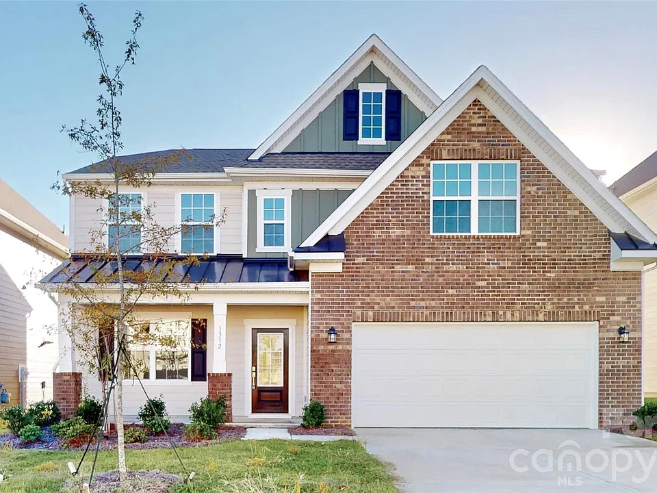 1312 Swift Ln