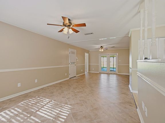 5th image of 9401 Garfield Dr