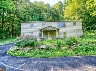 1691 Kleinfeltersville Rd, Stevens, PA 17578