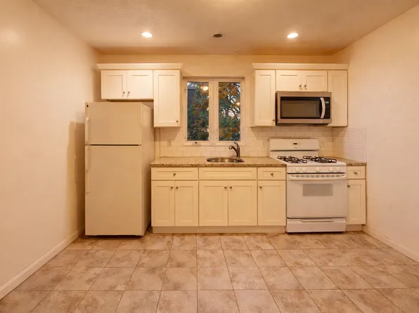 277 Paris St, Boston, MA