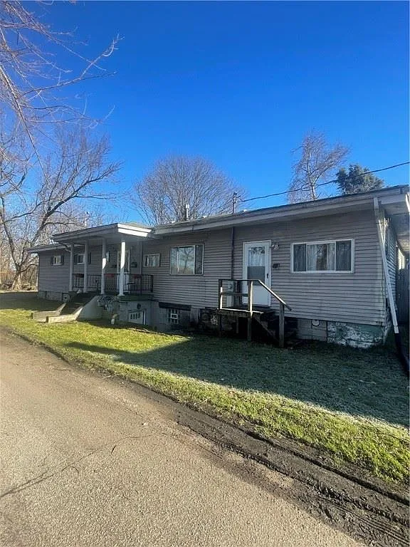 1601 River St photo 1