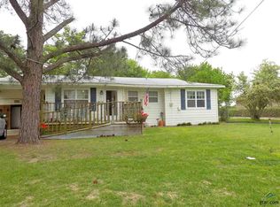 540 S 1st St, Point, TX 75472