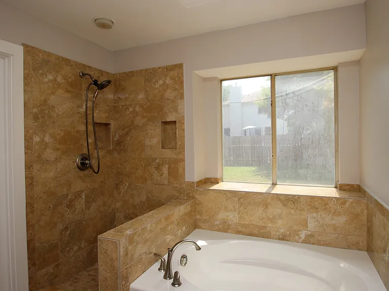 12400 Captain Hopkins Cv — Photo 14
