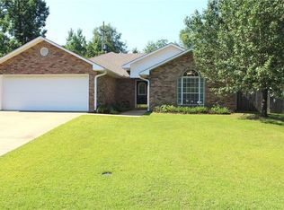 211 Deer Trce, Pineville, LA 71360