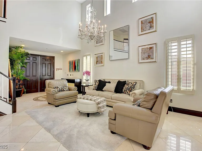3541 Winter Wren St — Photo 5