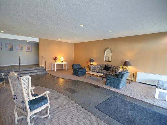 2nd image of 4720 Chevy Chase Dr APT 307