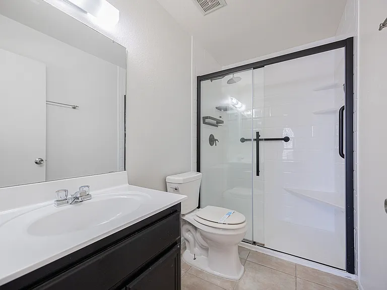 7801 N 44th Dr #1030 — Photo 15