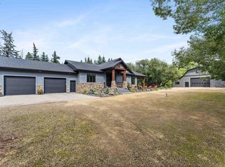 231 75th St SW, Edmonton, AB T6X 1A3