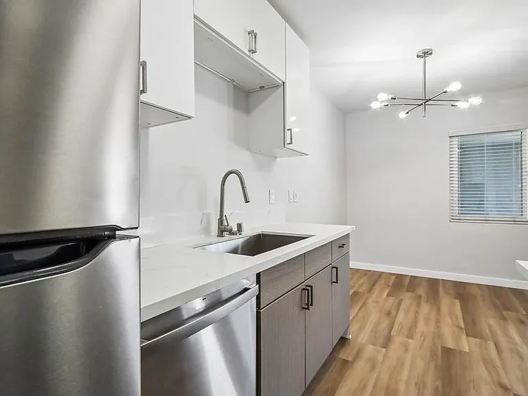 21107 Amie Ave #25 — Photo 19