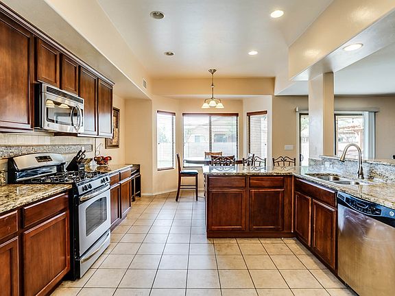 3rd image of 5213 E Beargrass Vista Dr