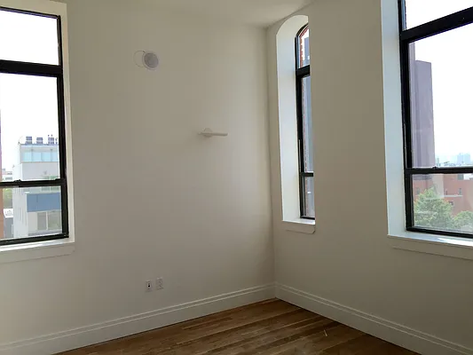 Rented by Nooklyn NYC LLC | media 23