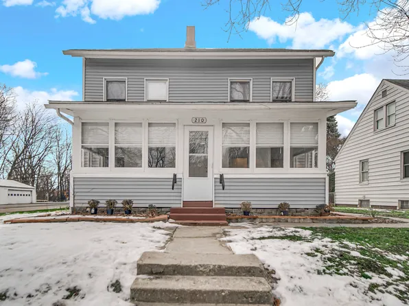 210 Warren St, La Porte, IN 46350