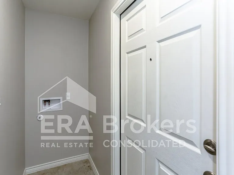 2328 Duntov Dr #A — Photo 12