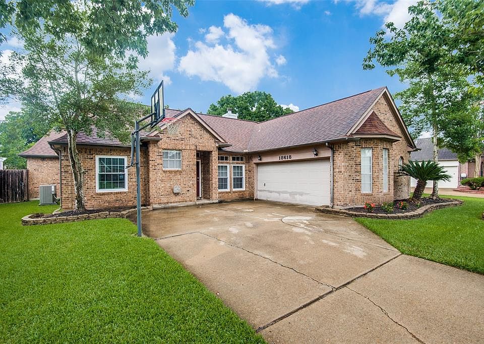 1st image of 18618 Autumn Hills Dr