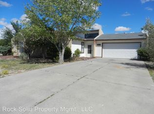 694 Whitney Rd SE, Rio Rancho, NM 87124