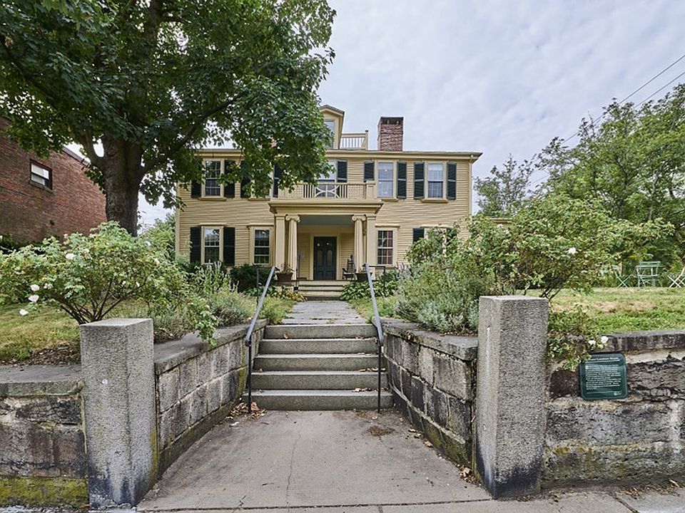 1st image of 64 Bartlett St APT 4