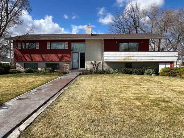 2075 Laurel Dr, Ontario, OR 97914