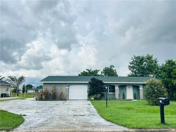 1543 Medford Pl, Lehigh Acres, FL 33936