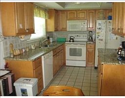 4th image of 1629 Byrnedale Ct