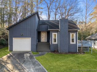 5827 Waters Edge Dr, Fayetteville, NC 28314