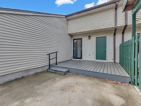 2nd image of 4256 Lovering Ct