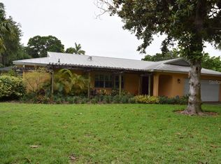 1502 Eastbrook Dr, Sarasota, FL 34231