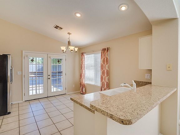 5th image of 5220 W Glenview Pl
