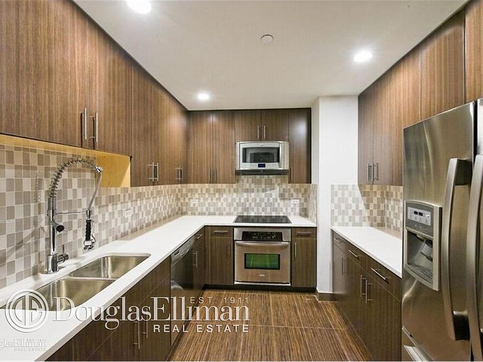 1st image of 5-43 48th Ave #5D