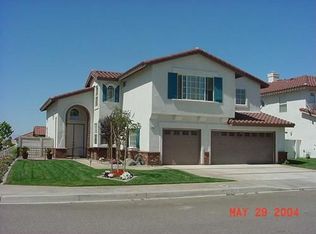 6557 Teasdale St, Lancaster, CA 93536